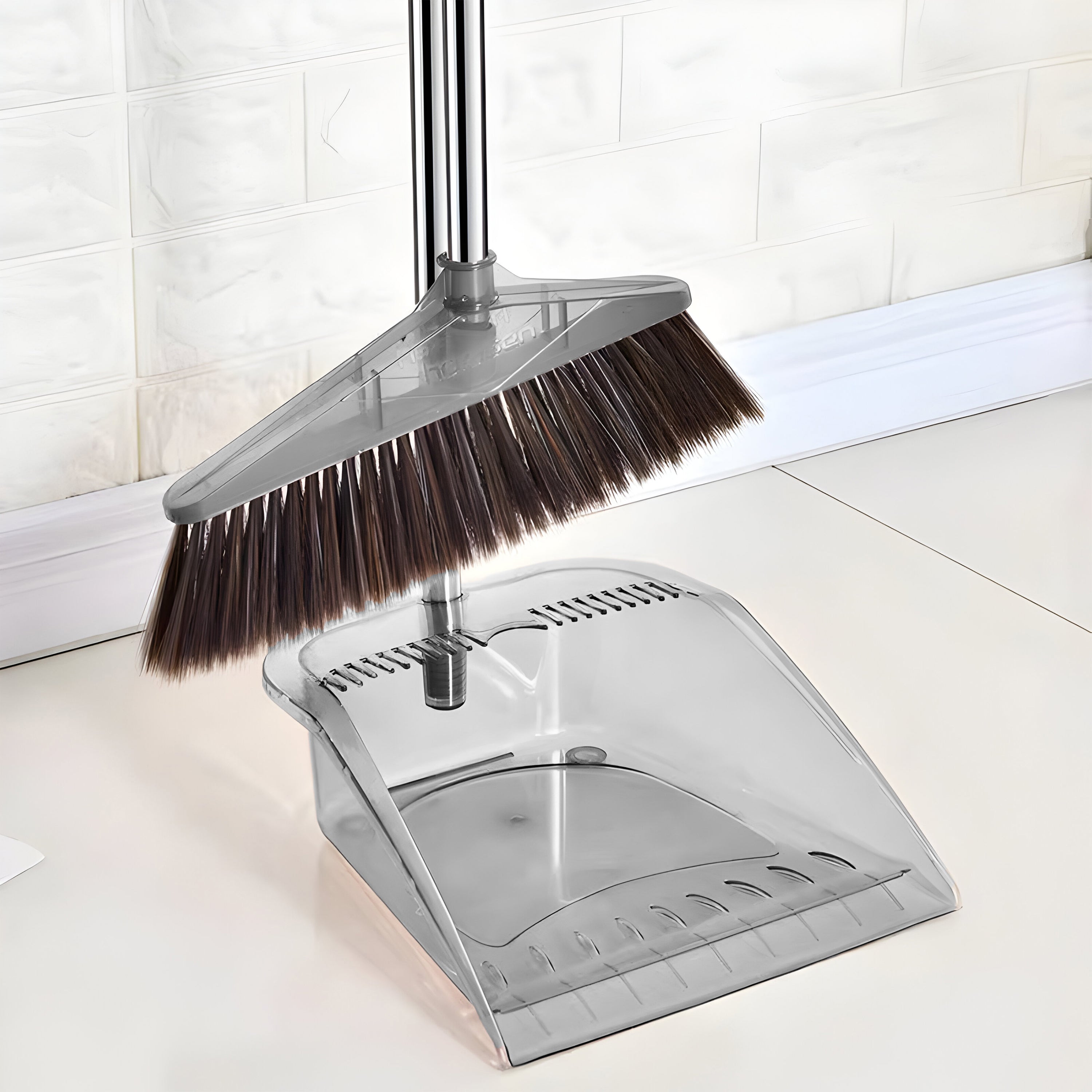 Broom And Dustpan Combo Set - مجموعة المكنسة والمغرفة - My Store